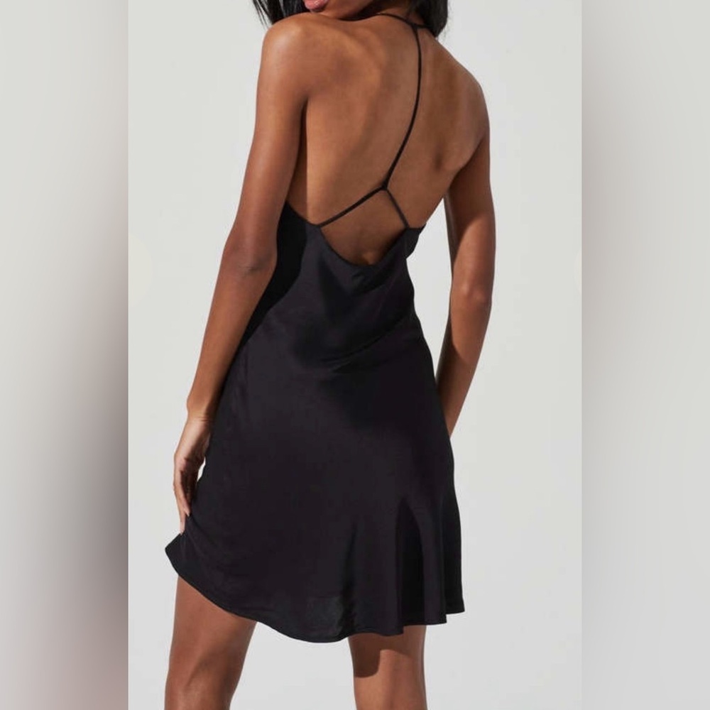 ASTR the Label Cowl‎ Neck Mini Dress Black Large Women Slip sexy feminine open